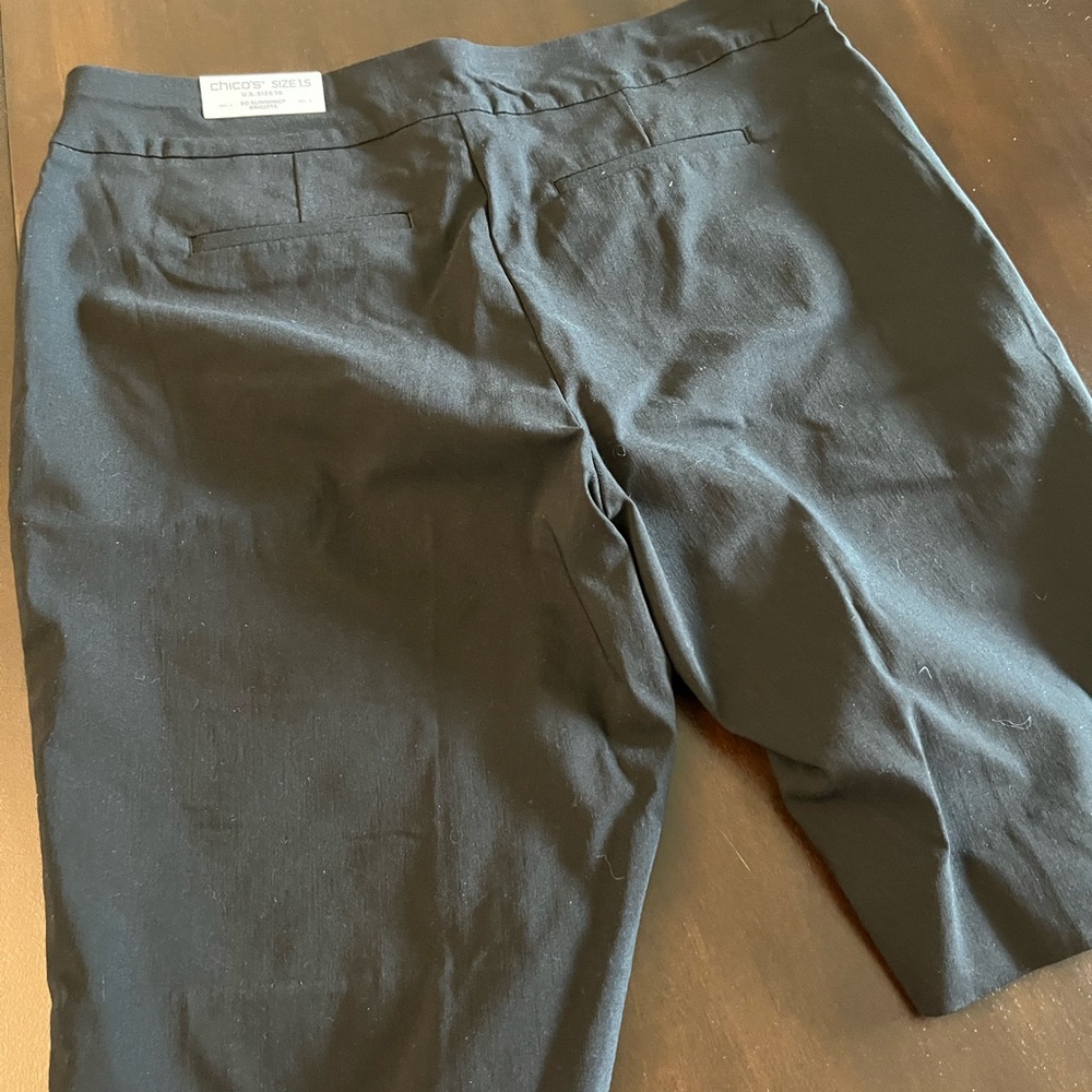 Chico's Classic Black Flat Front Shorts